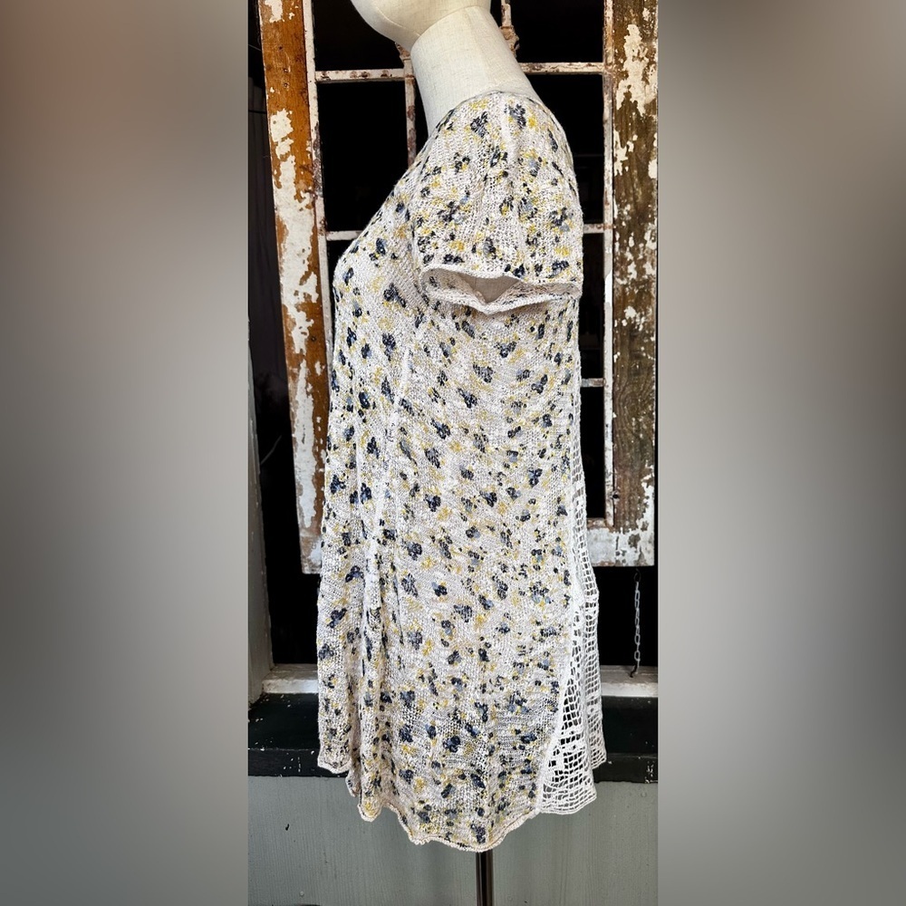 Free People Lace Back Floral Knit Tunic Top Boho Festival Ivory Blue S/P - Picture 6 of 8